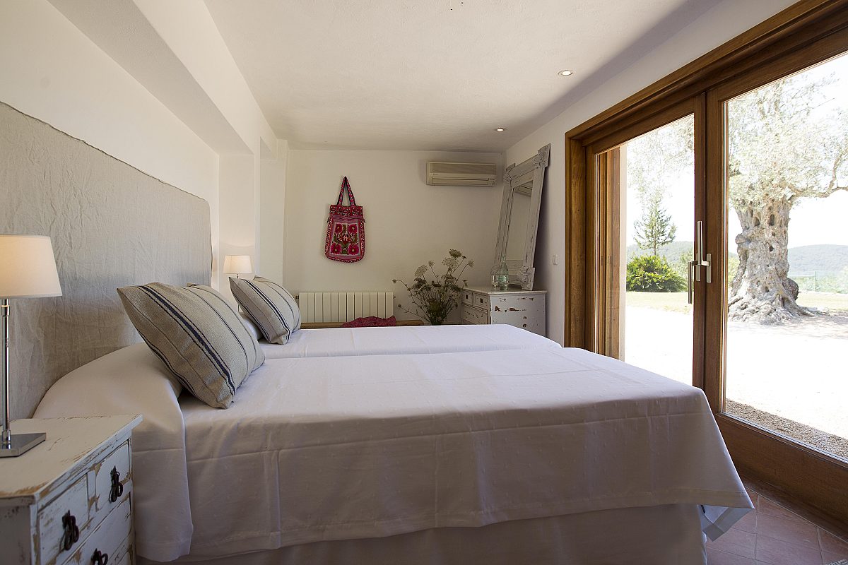 Elegant Ibiza finca in San Jose - 19