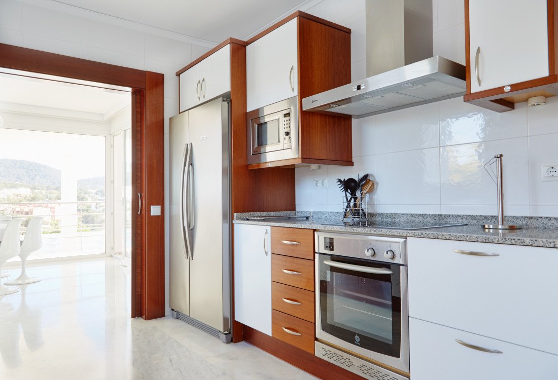 Stylish beach house in Cala Tarida - 18