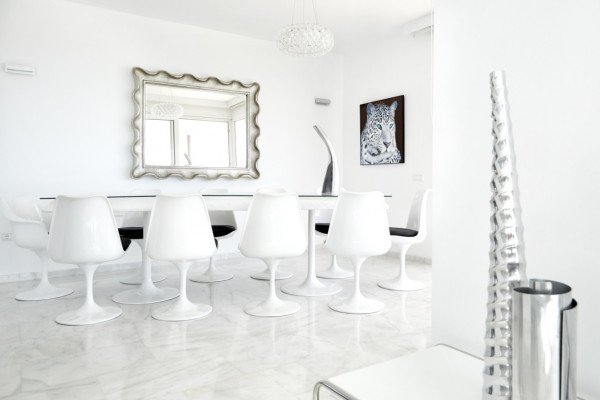 Stylish beach house in Cala Tarida - 4