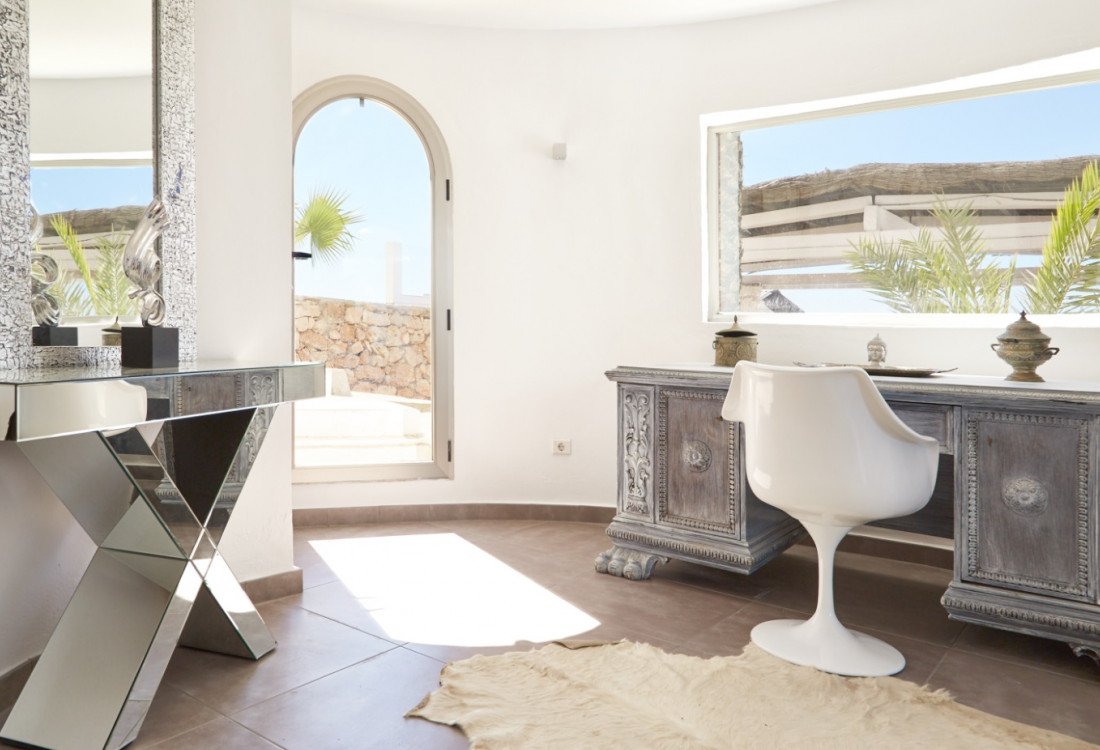 Hermosa villa de 4 dormitorios con vistas únicas a Es Vedrà - 14