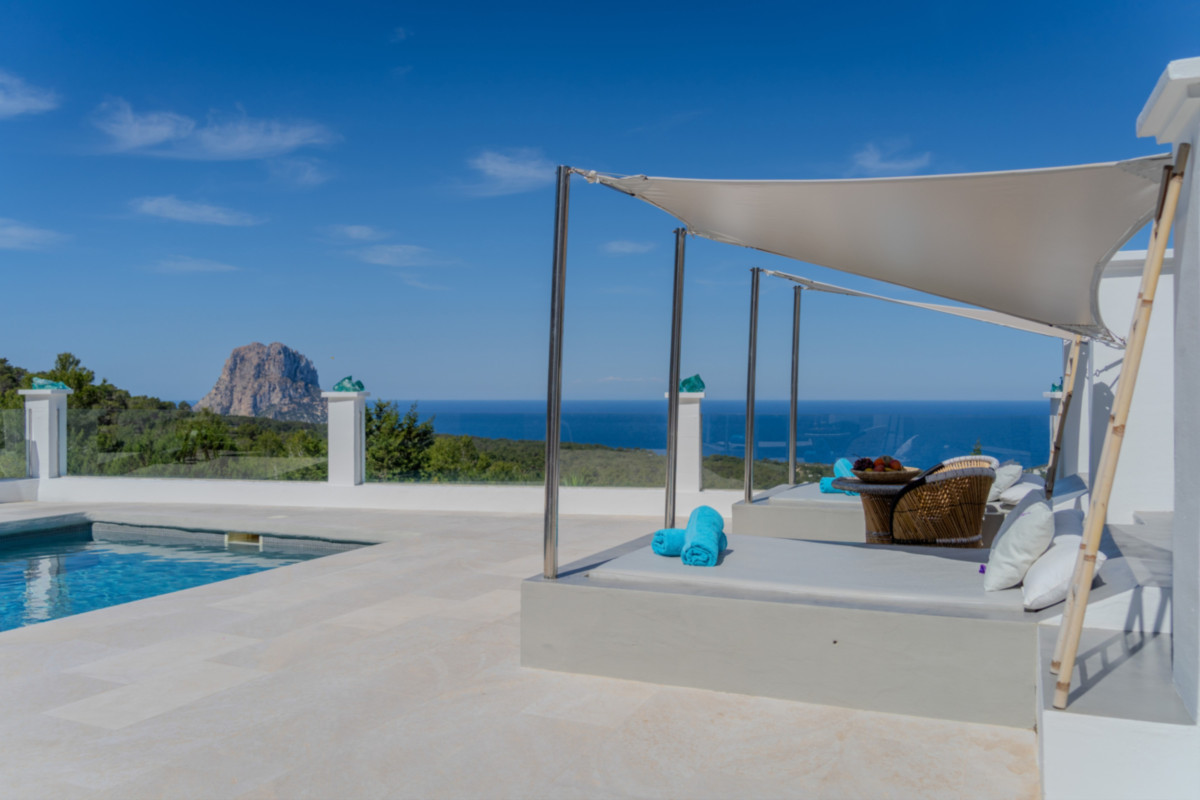 Hermosa villa de 4 dormitorios con vistas únicas a Es Vedrà - 3