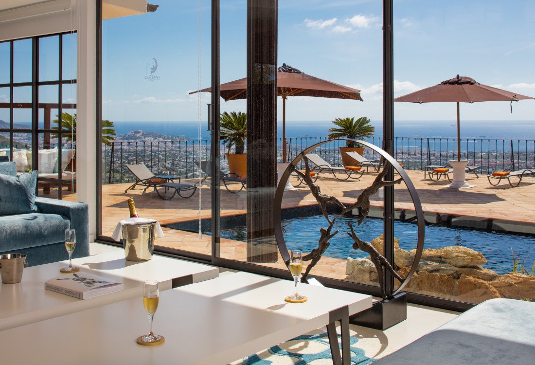 Top class property in stunning location - 6