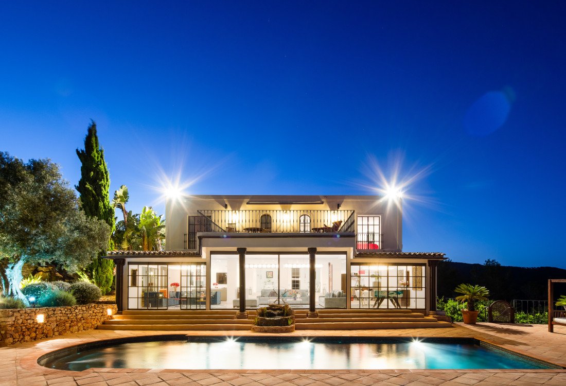 Top class property in stunning location - 1