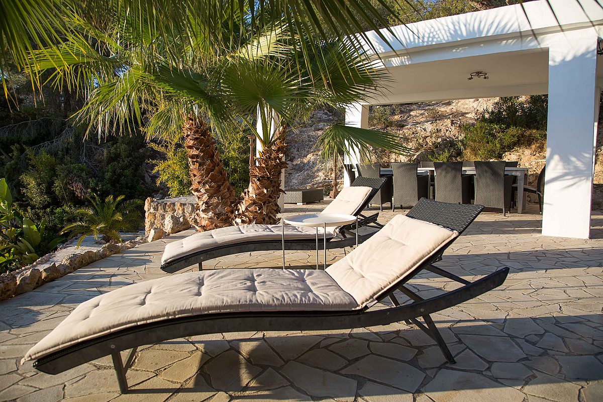 Villa im ibizenkischen Stil mit Ausblick auf den legendären Es Vedra Felsen - 12