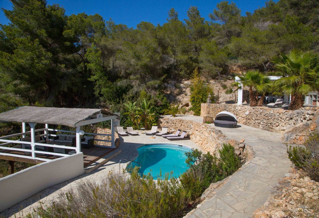 Casa de estilo ibicenco con vistas al legendario Es Vedra - 8