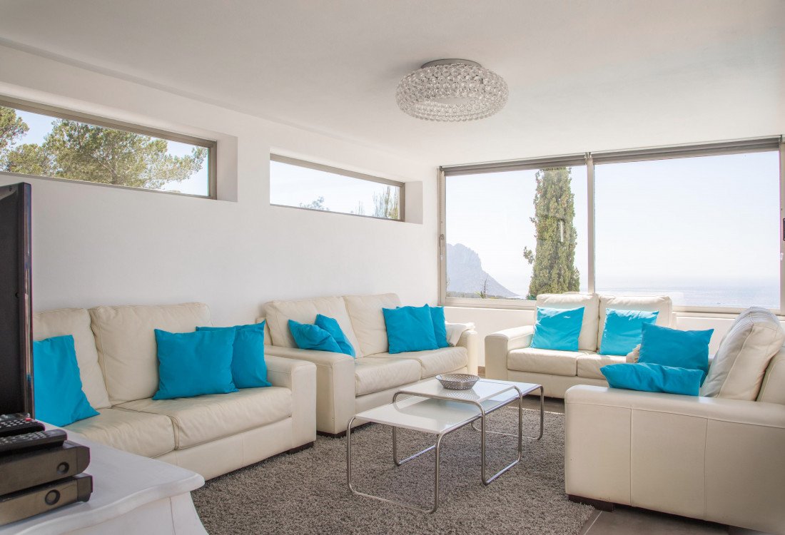 Casa de estilo ibicenco con vistas al legendario Es Vedra - 19