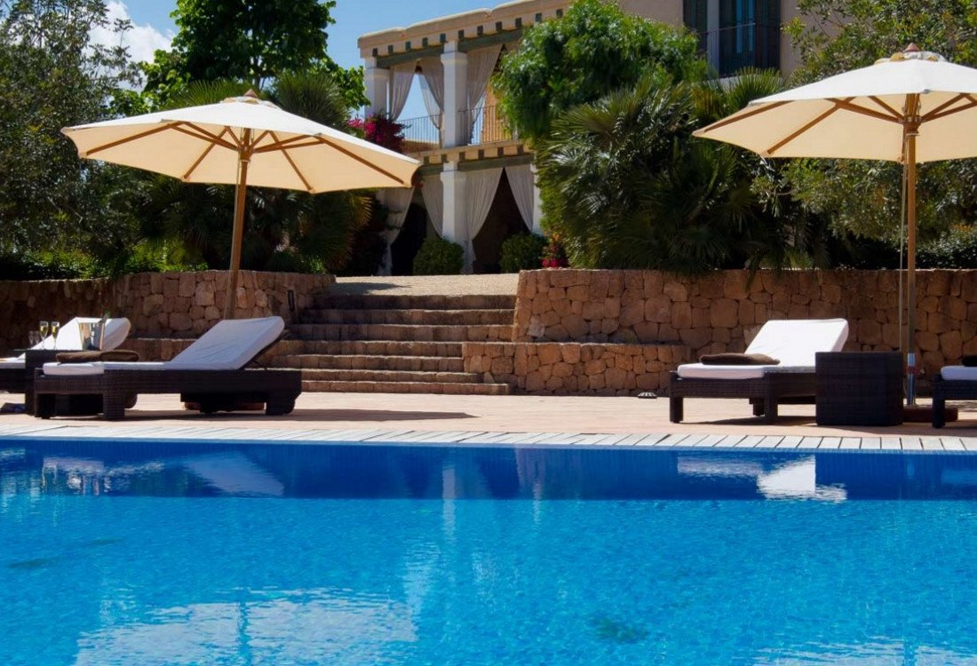 Magnífica propiedad de estilo mediterráneo en Santa Eularia - 1