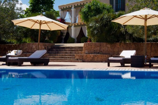 Magnífica propiedad de estilo mediterráneo en Santa Eularia - 1