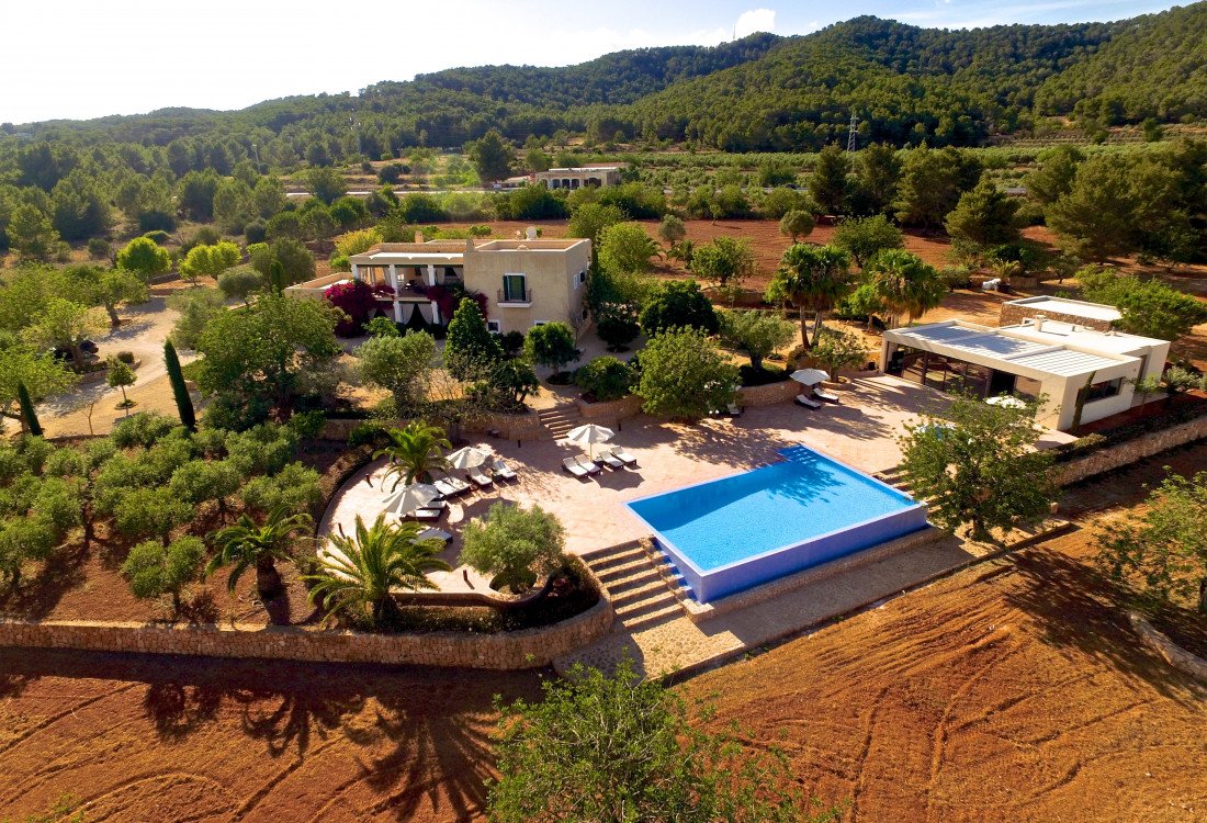 Magnífica propiedad de estilo mediterráneo en Santa Eularia - 2