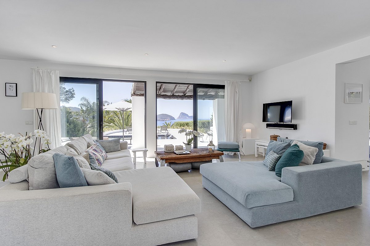 Stylish Cala Conte villa with privileged views - 16