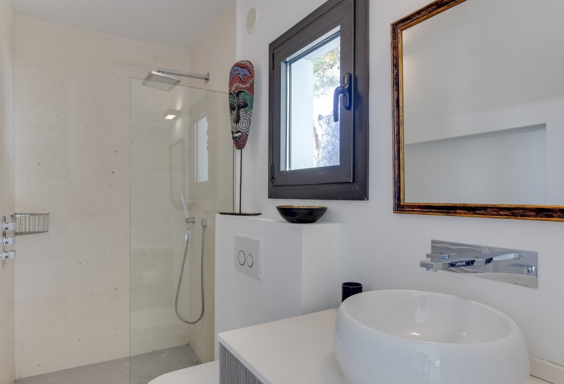 Casa con estilo en Cala Conte - 34