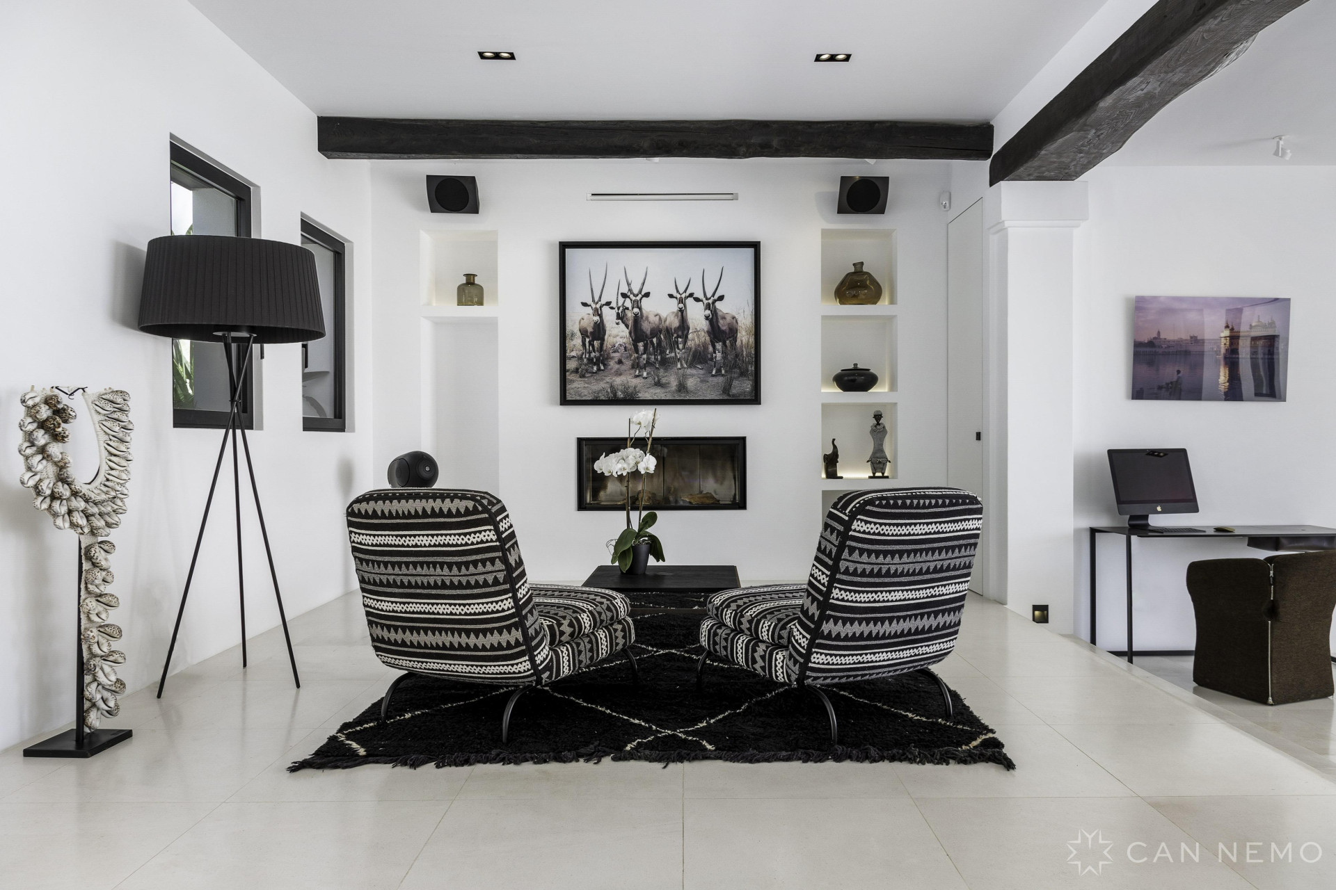 Luxury elegant property in a very sought after location  - 15