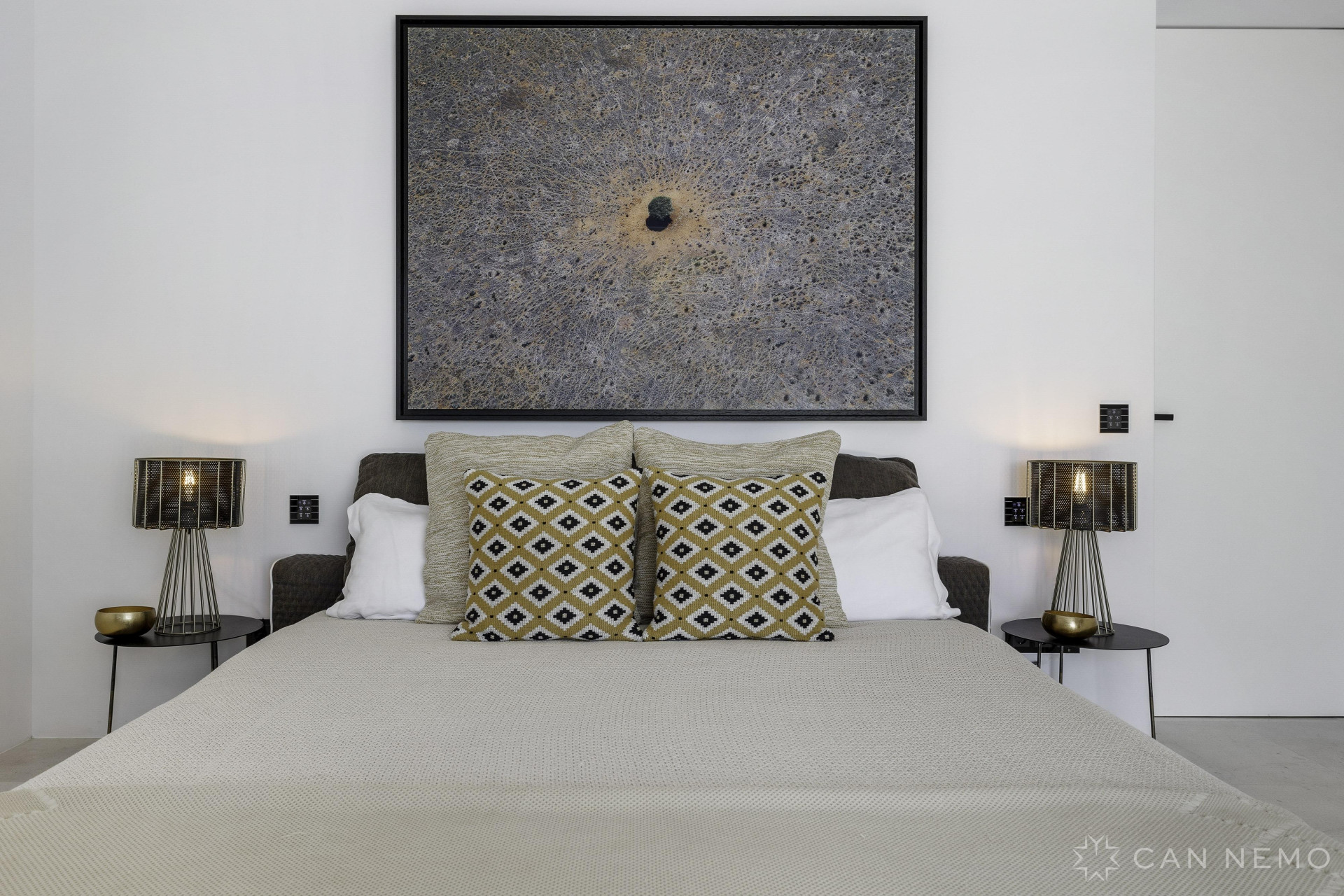 Luxury elegant property in a very sought after location  - 30