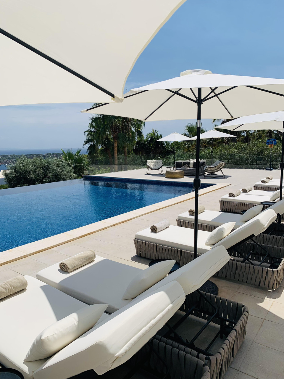 Anspruchsvolle Villa mit atemberaubender Aussicht in Vista Alegre - 20