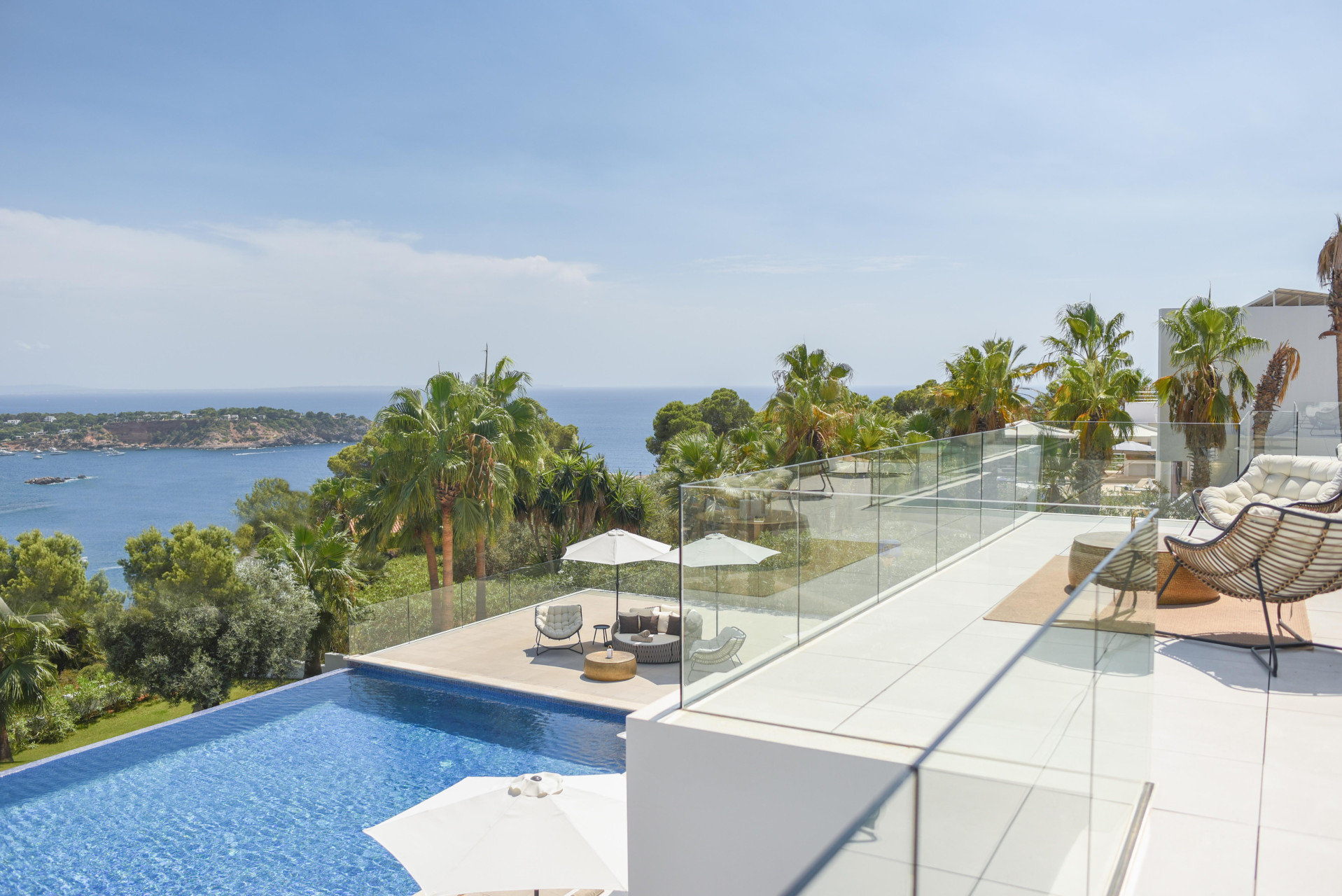 Anspruchsvolle Villa mit atemberaubender Aussicht in Vista Alegre - 24