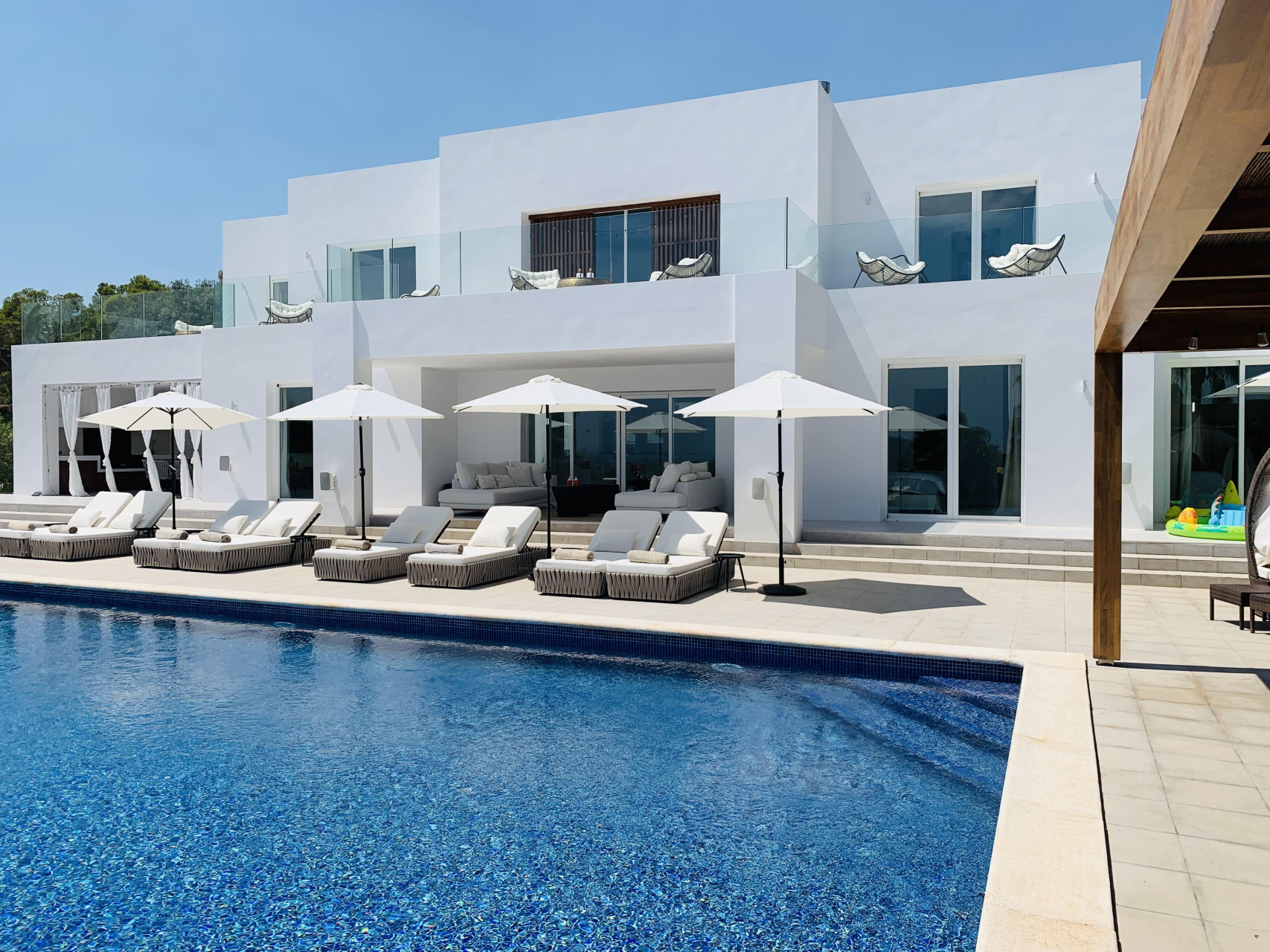 Anspruchsvolle Villa mit atemberaubender Aussicht in Vista Alegre - 18