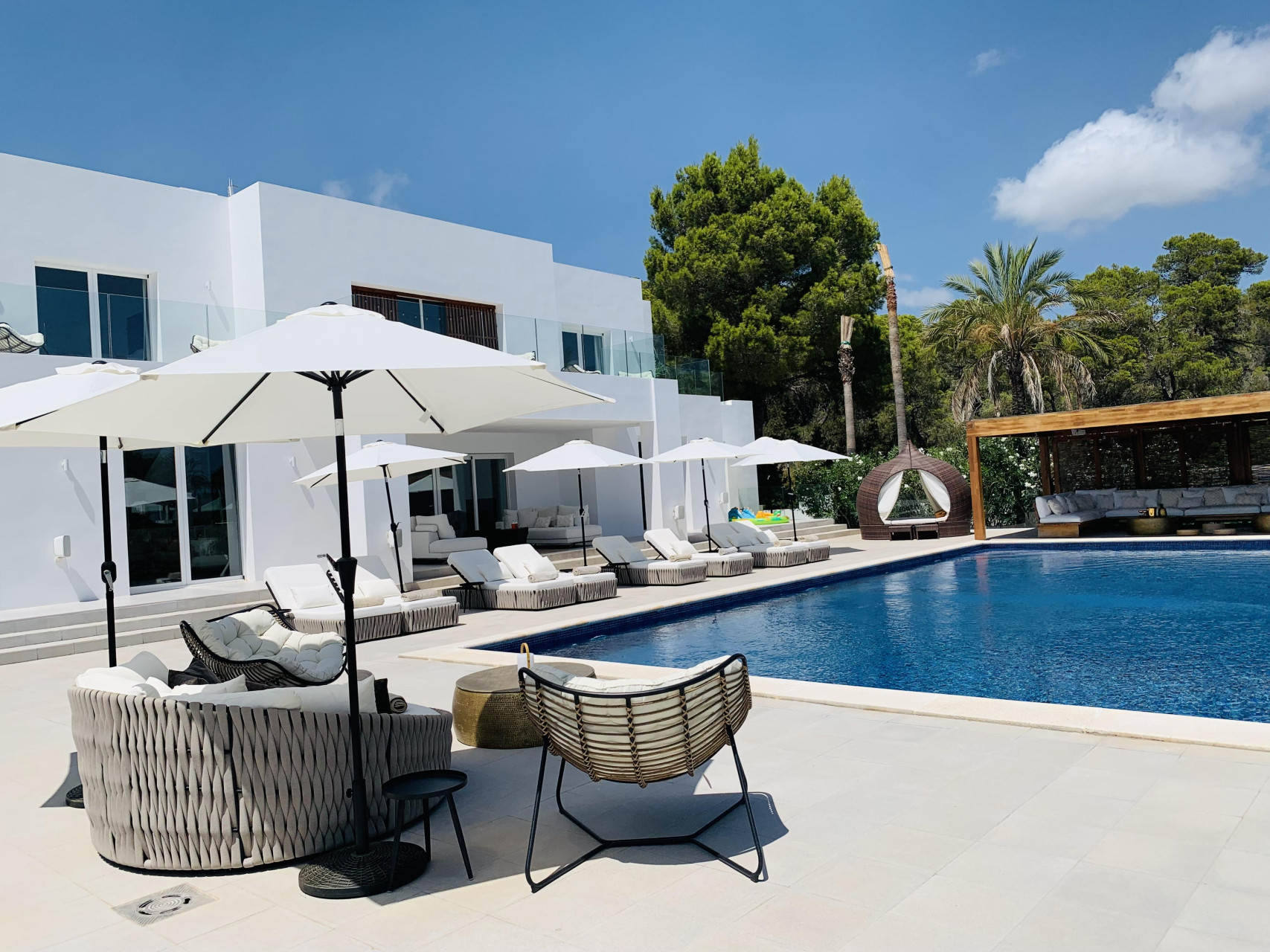Anspruchsvolle Villa mit atemberaubender Aussicht in Vista Alegre - 16