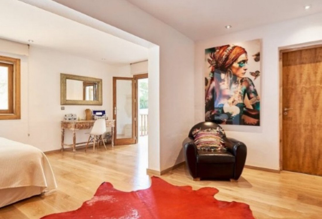 Luxusvilla im ibizenkischen Stil in den Hügeln von Cala Tarida - 18
