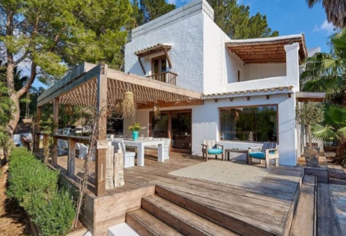 Luxusvilla im ibizenkischen Stil in den Hügeln von Cala Tarida - 9