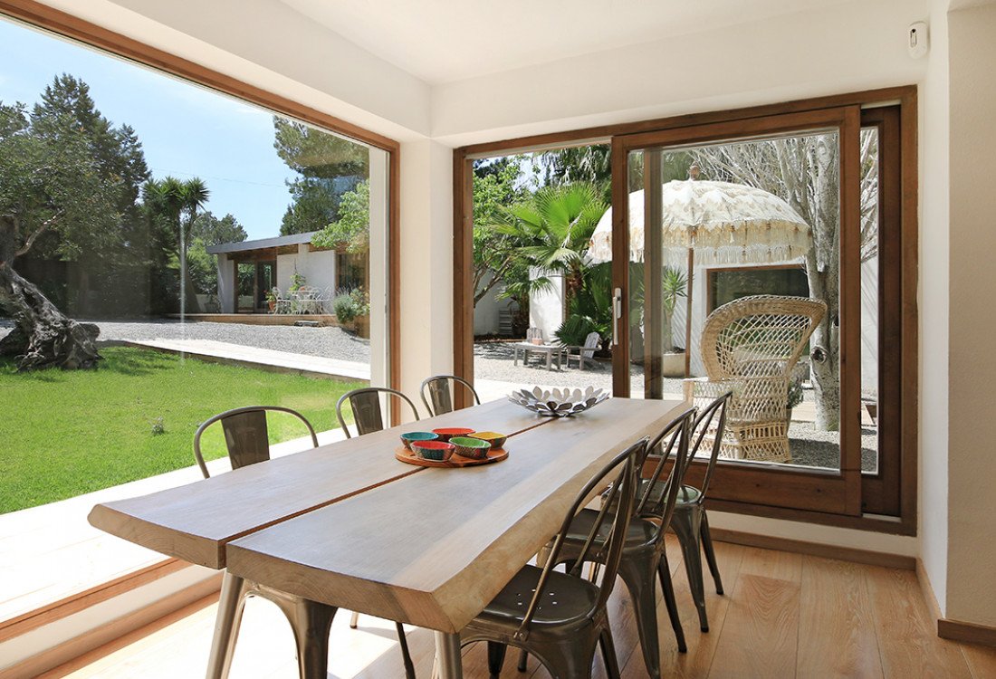 Luxusvilla im ibizenkischen Stil in den Hügeln von Cala Tarida - 15