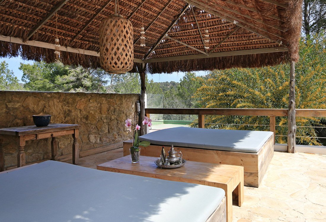 Luxusvilla im ibizenkischen Stil in den Hügeln von Cala Tarida - 6