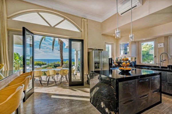 Casa señorial con acceso privado al mar - 3