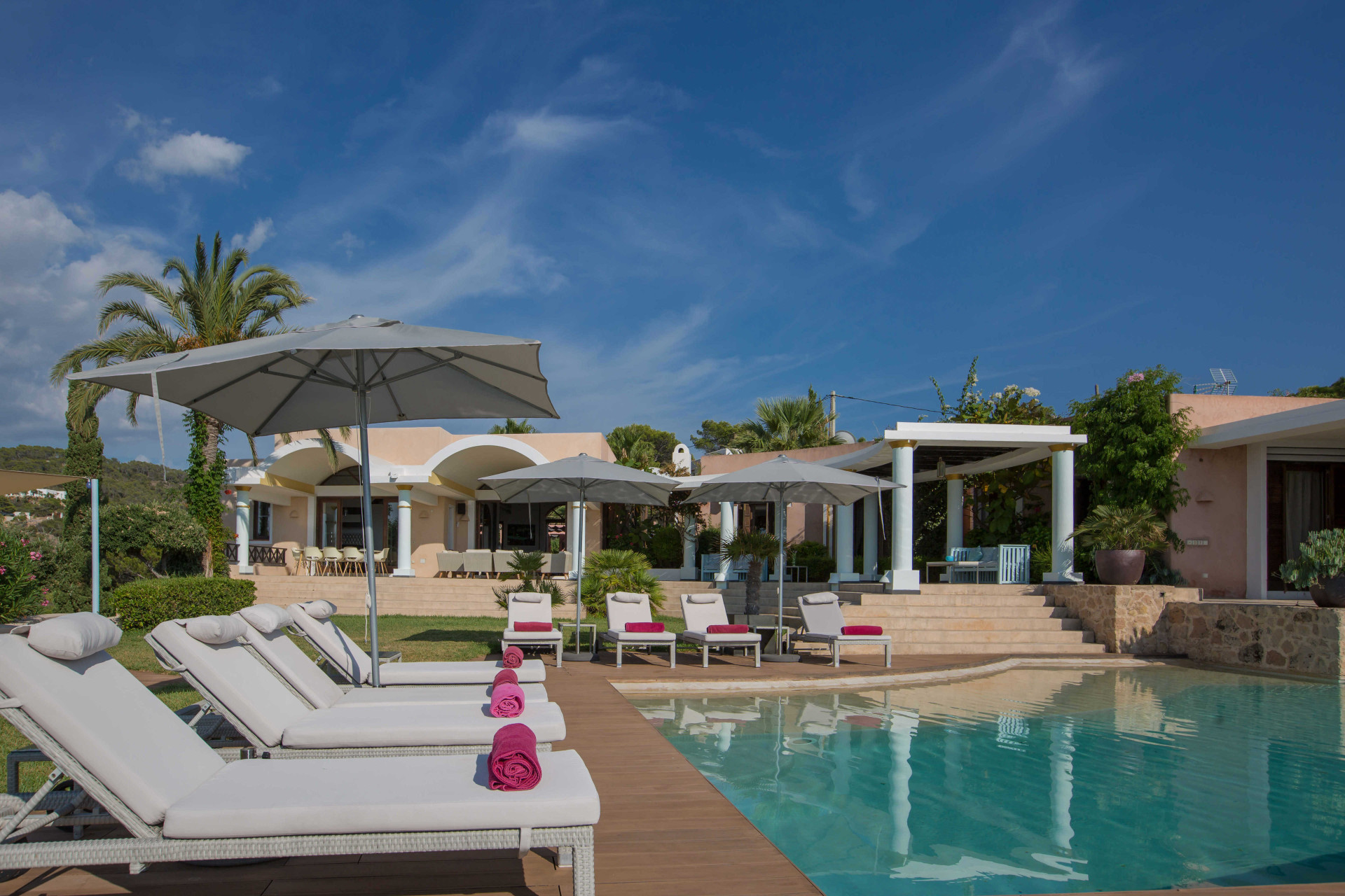 Manor house with private access to the sea in Cala Molí - 6