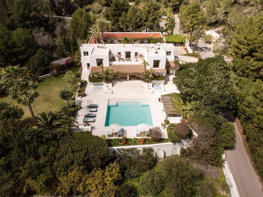 Magnificent property with incredible views to Salinas - 6