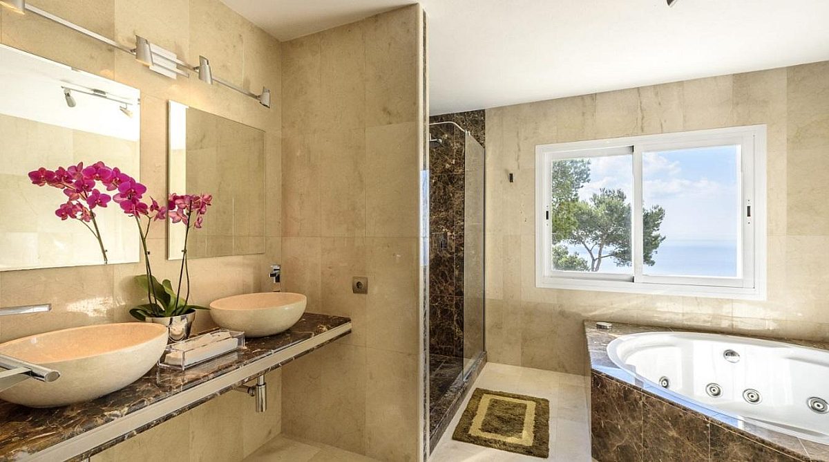 Preciosa villa moderna en las alturas de Es Cubells - 17