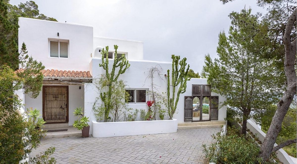 Preciosa villa moderna en las alturas de Es Cubells - 9