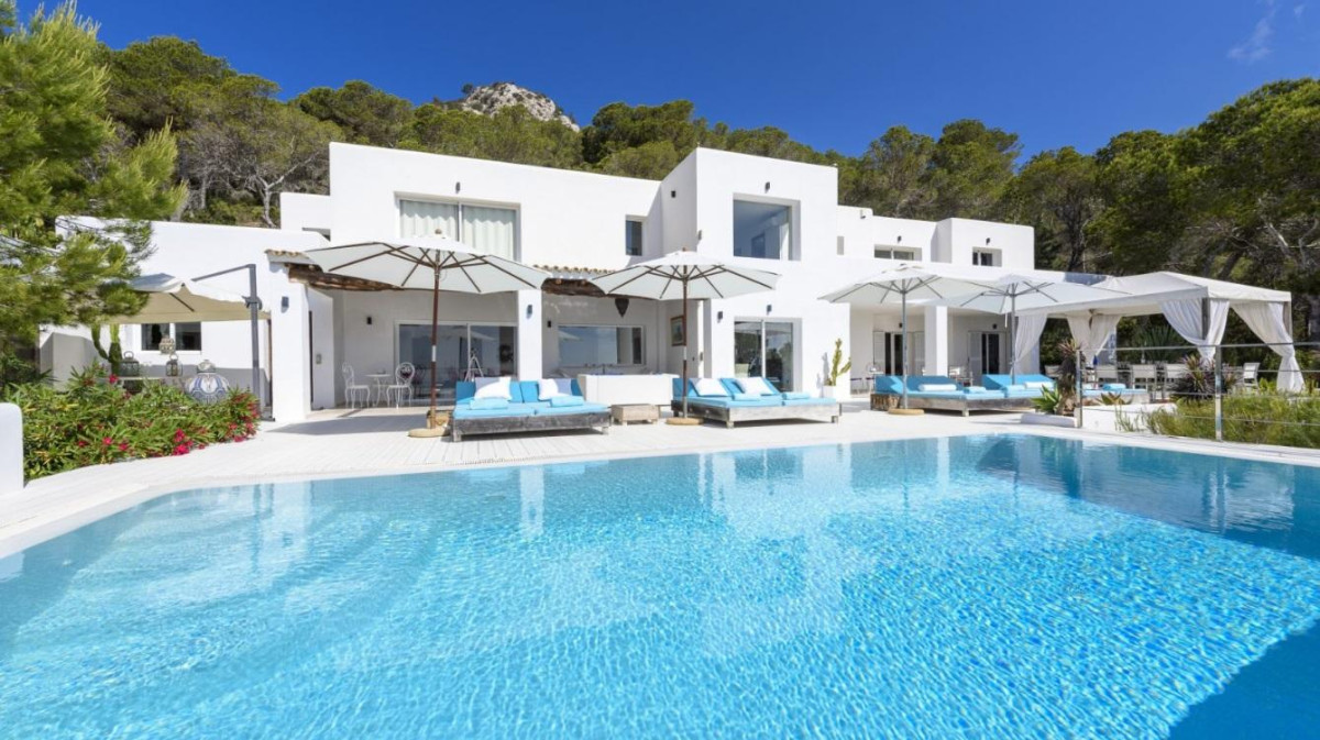 Beautiful modern villa in the heights of Es Cubells - 2