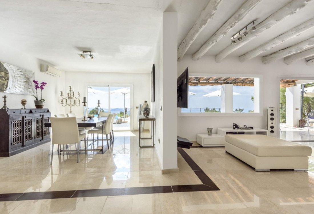 Preciosa villa moderna en las alturas de Es Cubells - 11