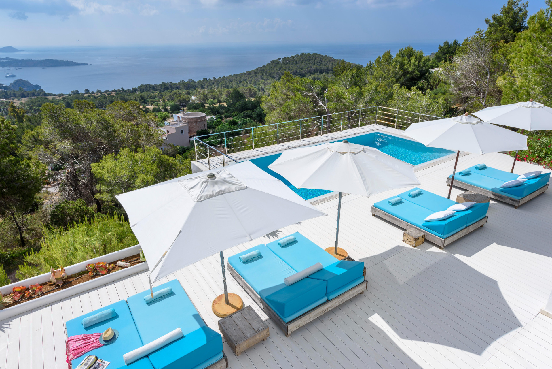 Beautiful modern villa in the heights of Es Cubells - 1