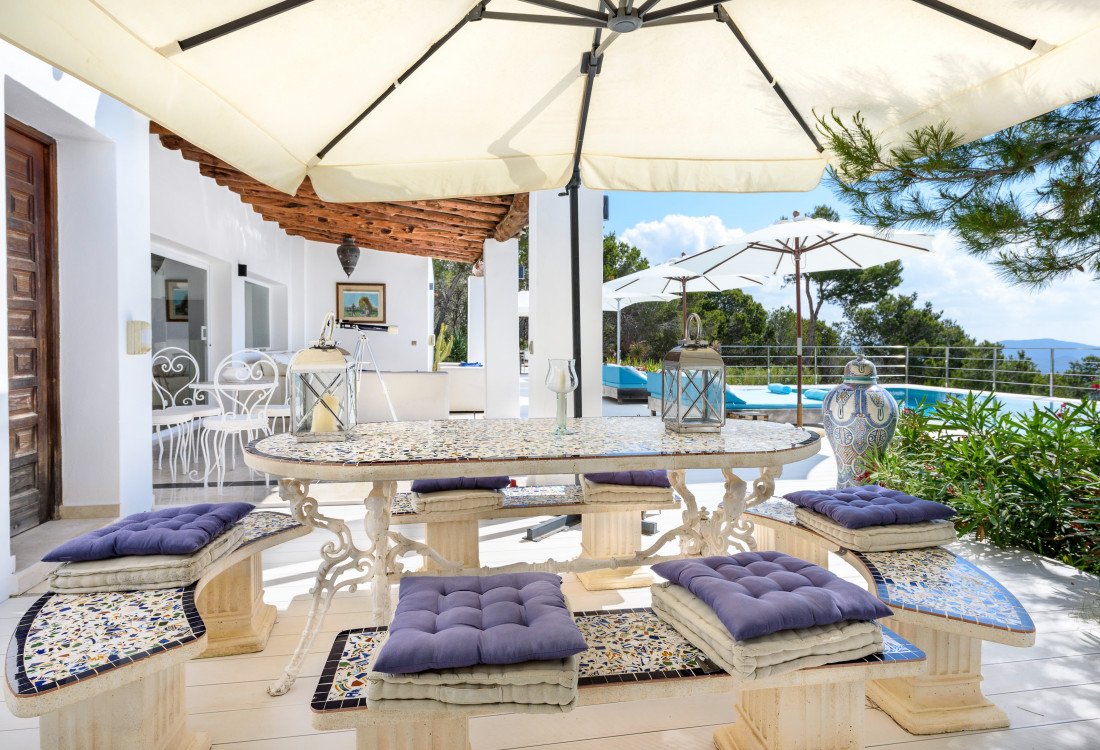 Preciosa villa moderna en las alturas de Es Cubells - 8