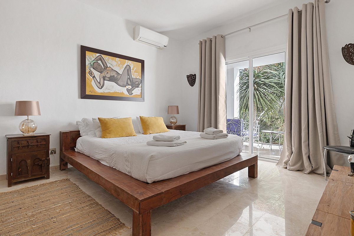 Preciosa villa moderna en las alturas de Es Cubells - 22