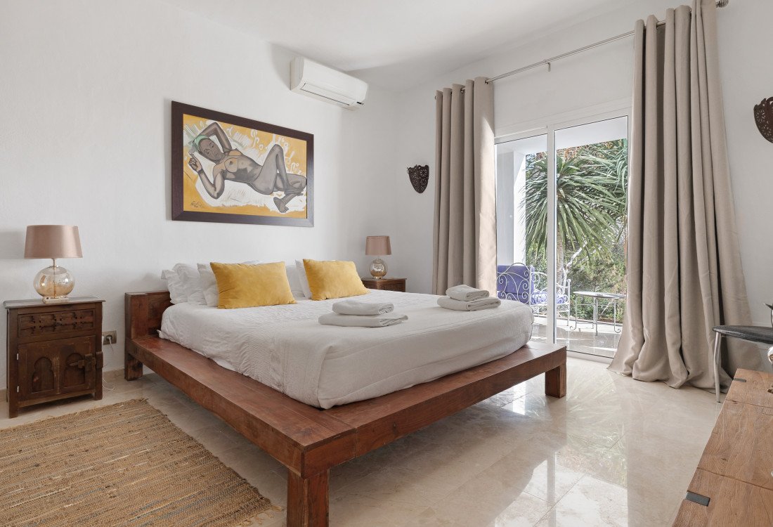 Preciosa villa moderna en las alturas de Es Cubells - 22