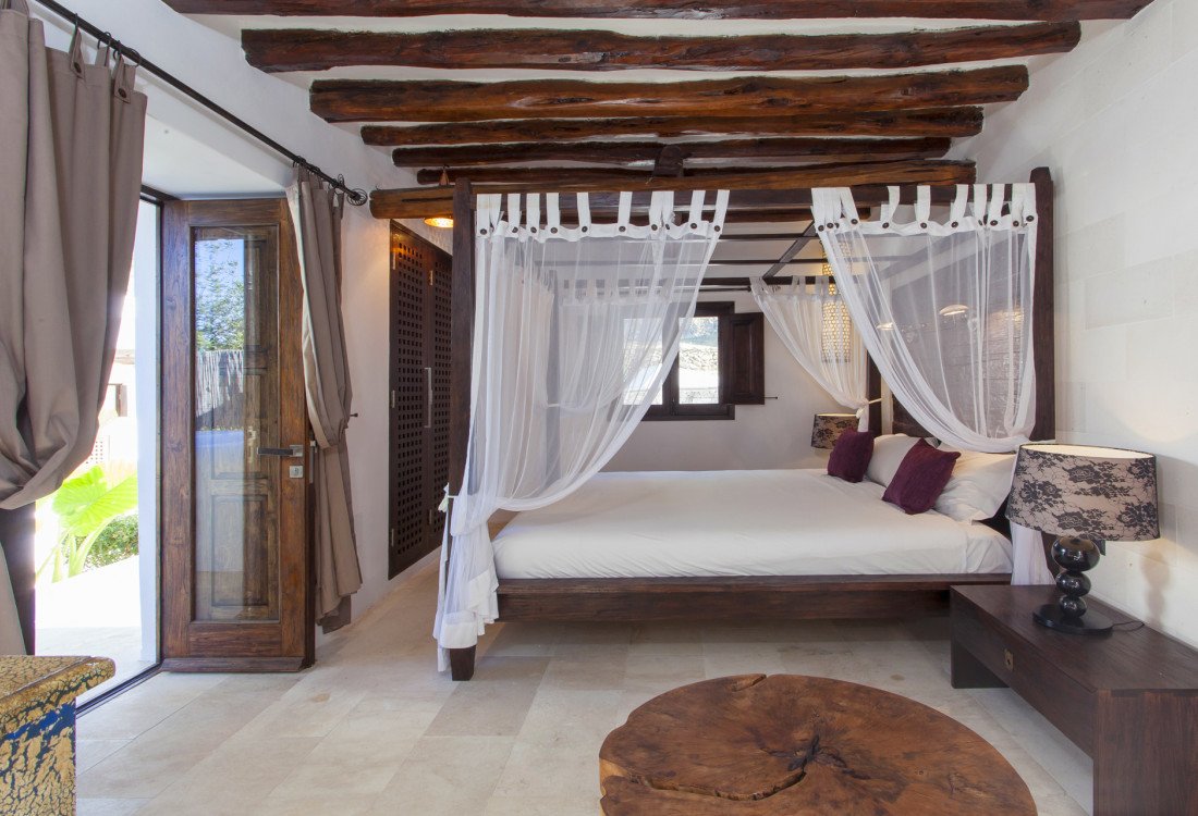 Encantadora finca de 4 dormitorios en el campo de Ibiza - 11