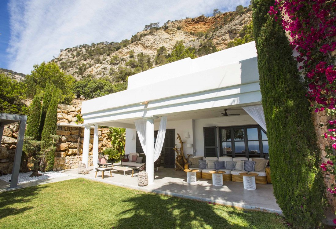 Luxury, charm and style in the south of Ibiza - 10