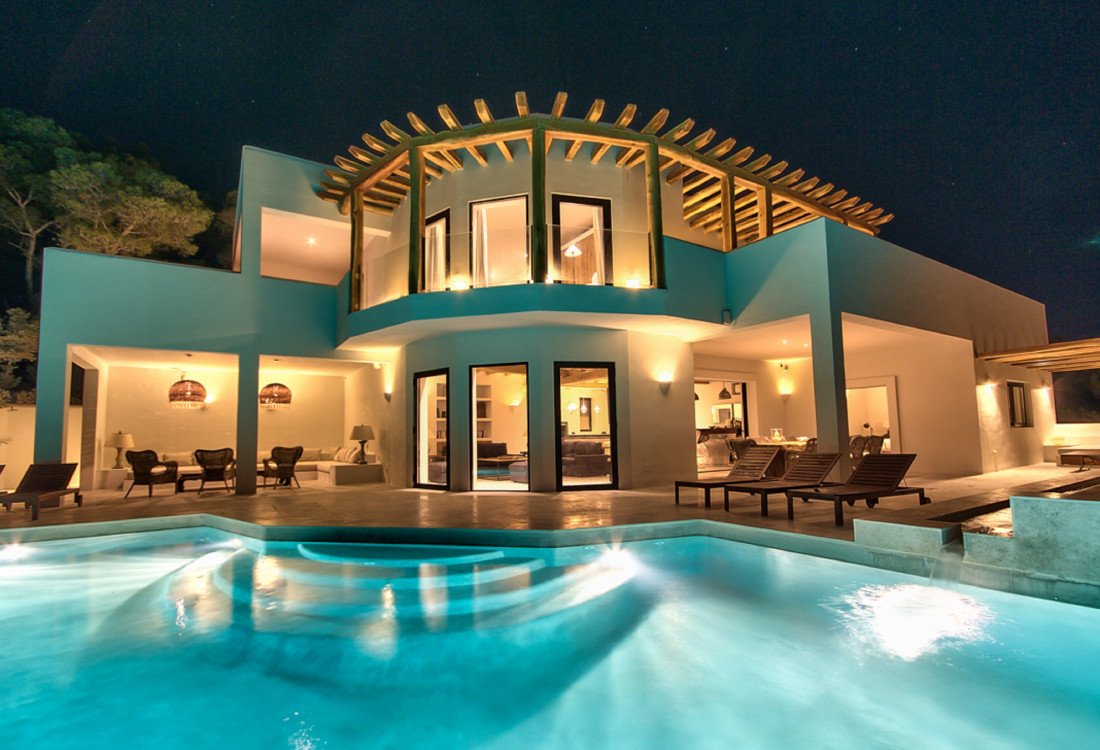 Nueva villa de lujo “Blakstad” en Cala Conta - 1