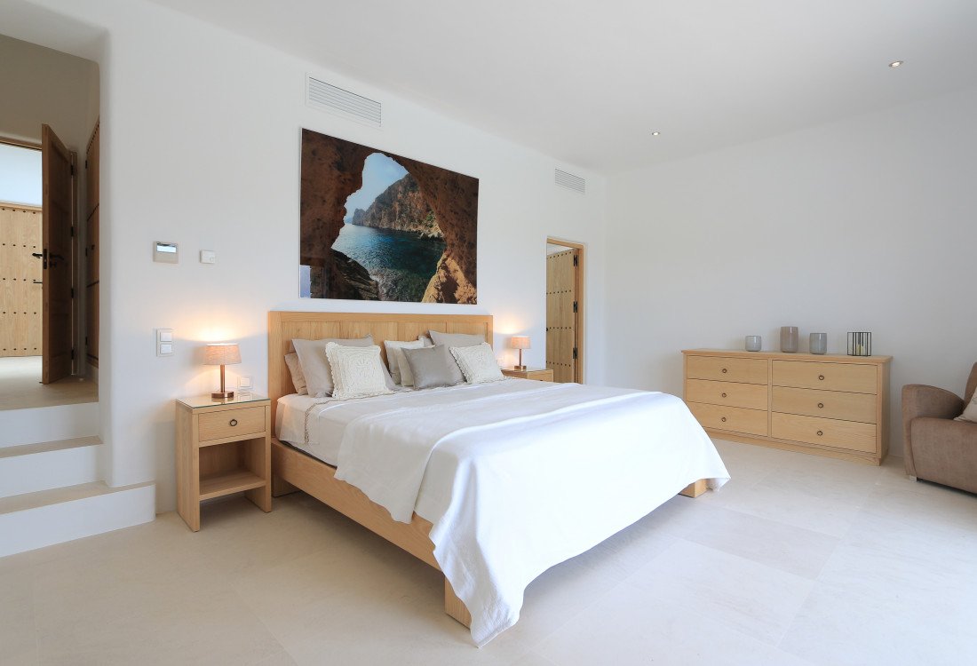 Pure Blakstad design in the north of the island - 19