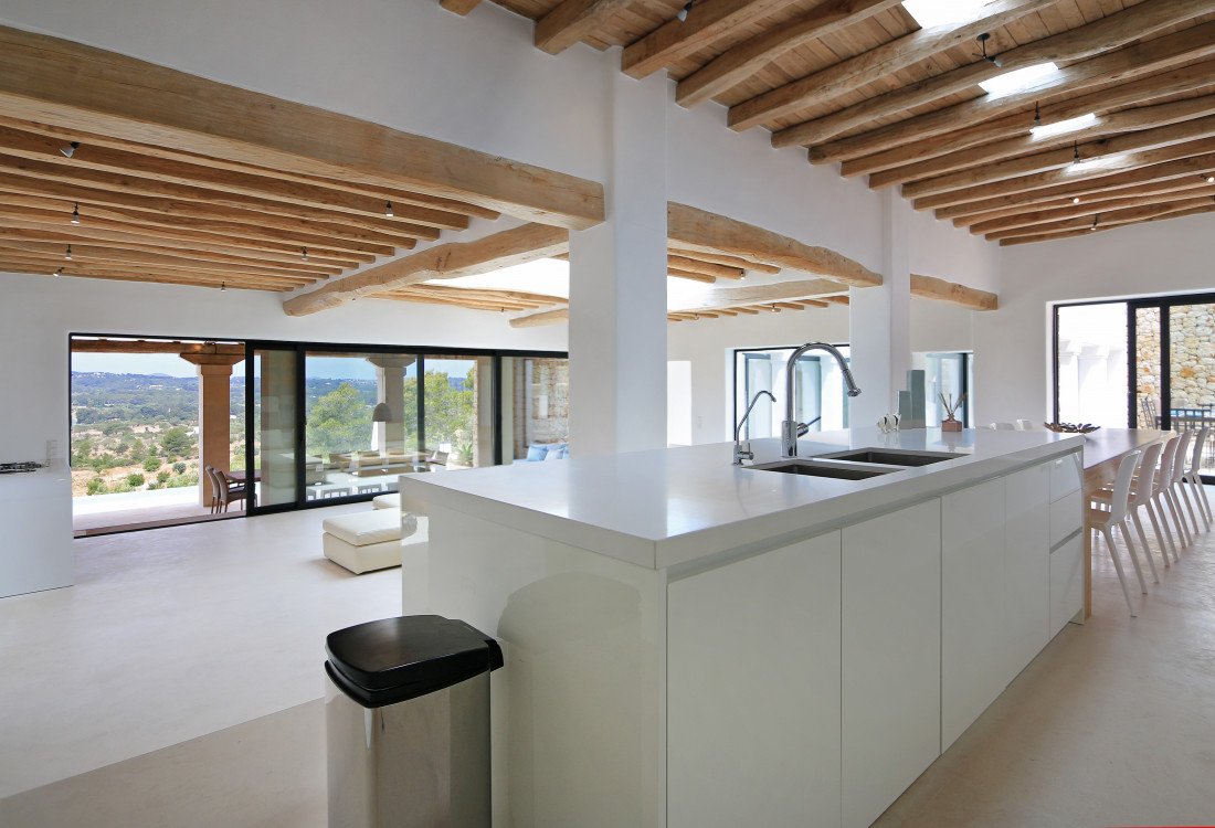 Pure Blakstad design in the north of the island - 15