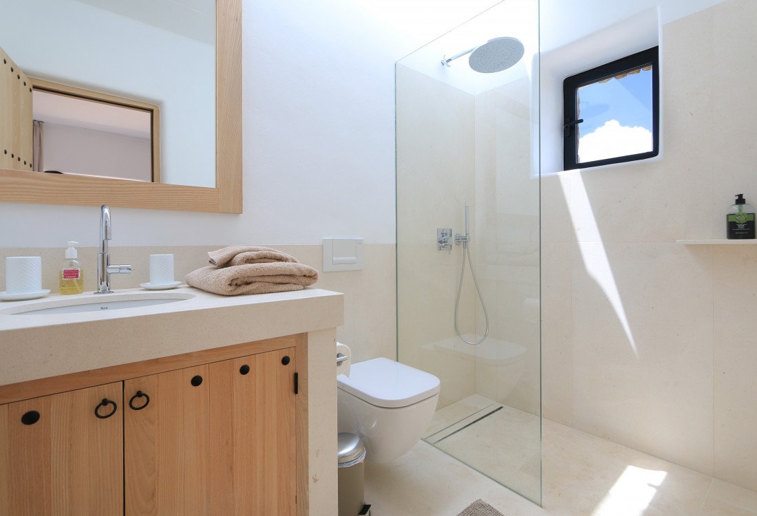 Pure Blakstad design in the north of the island - 22
