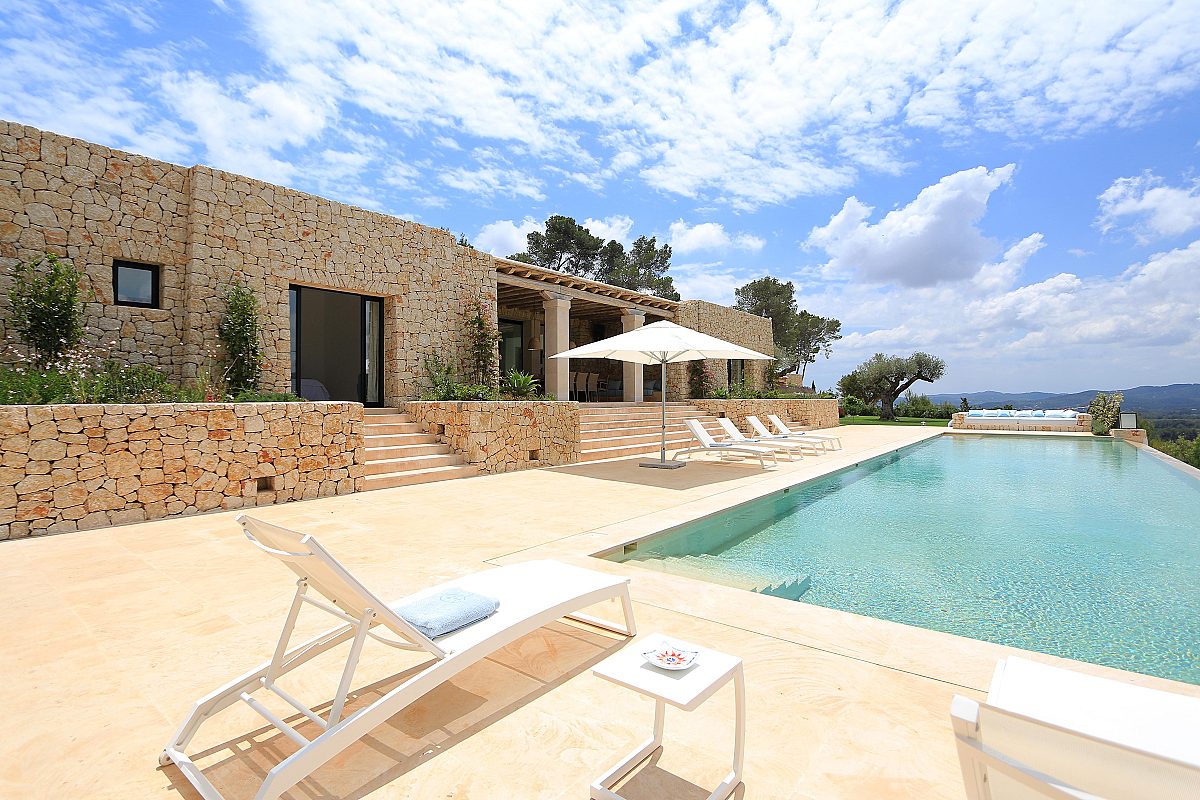 Villa de diseño Blakstad  en el norte de la isla - 7
