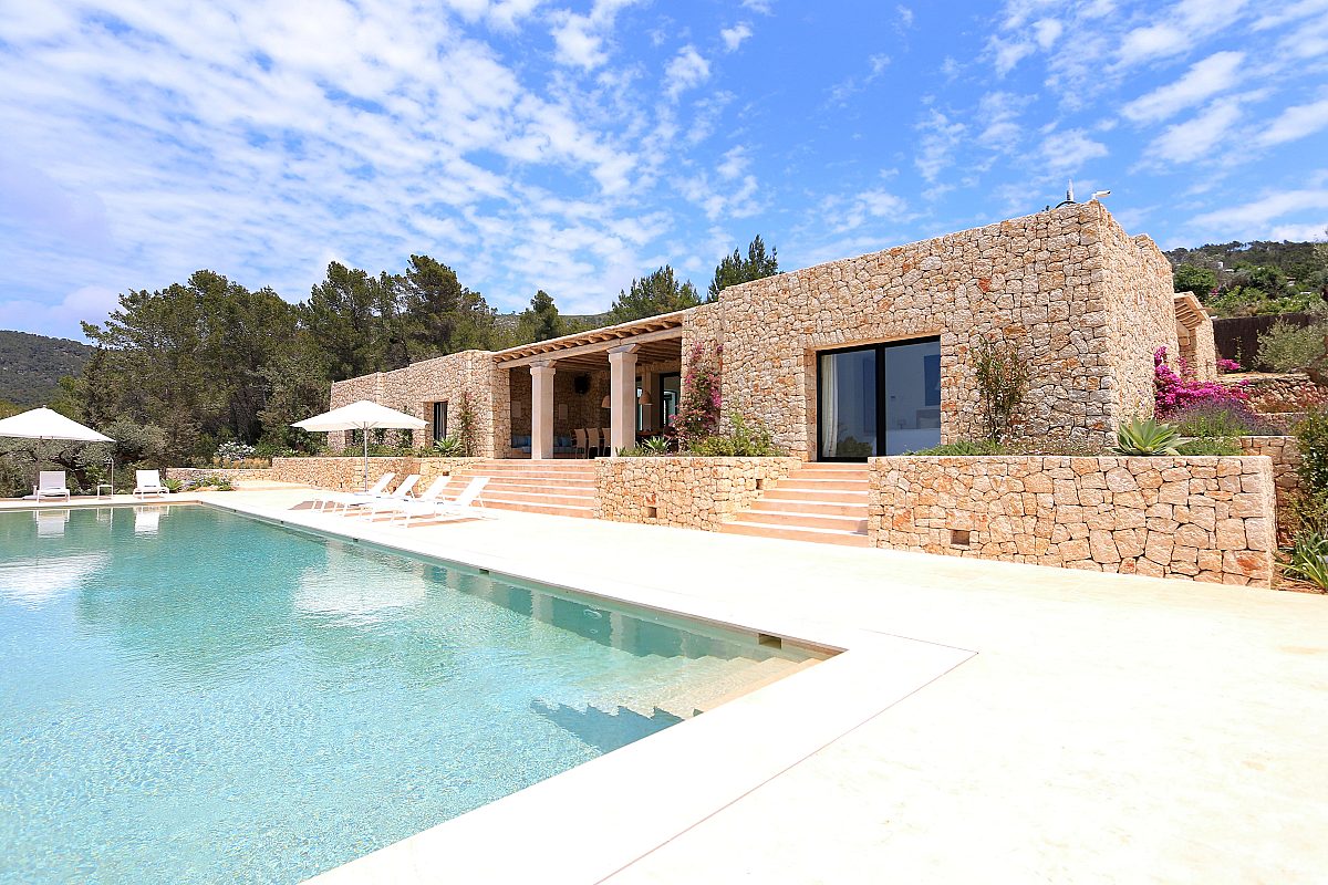 Villa de diseño Blakstad  en el norte de la isla - 9
