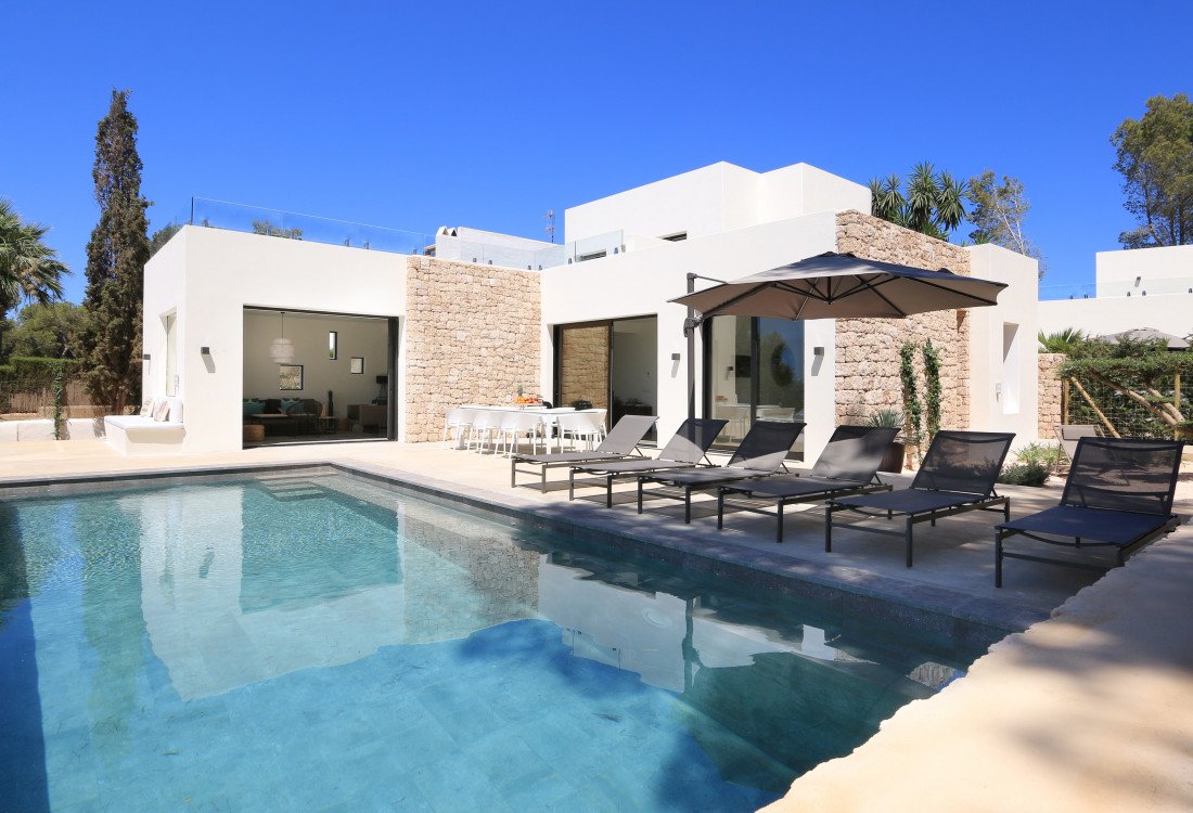 Eine moderne Villa nur wenige Meter vom Meer entfernt - 3