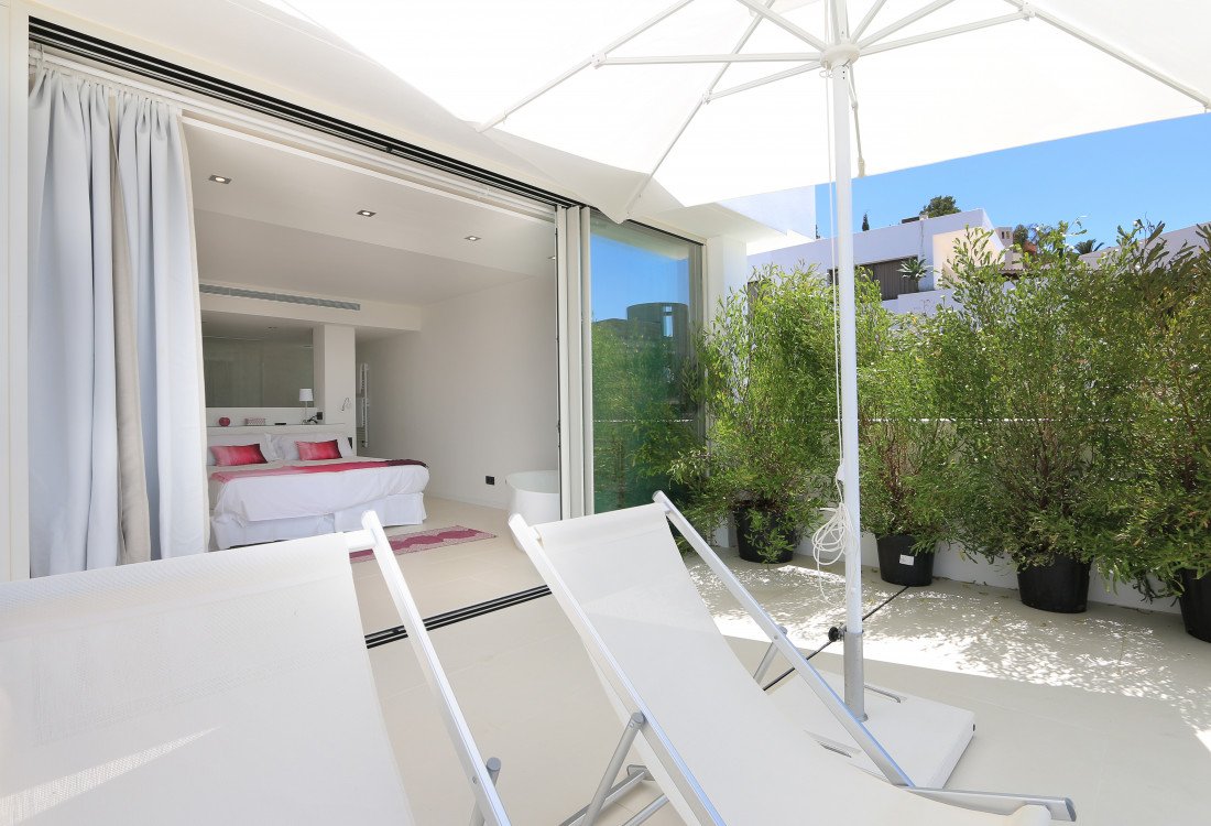 Brandneues Stadthaus mit wundervollen Ausblick auf Ibiza Stadt - 15