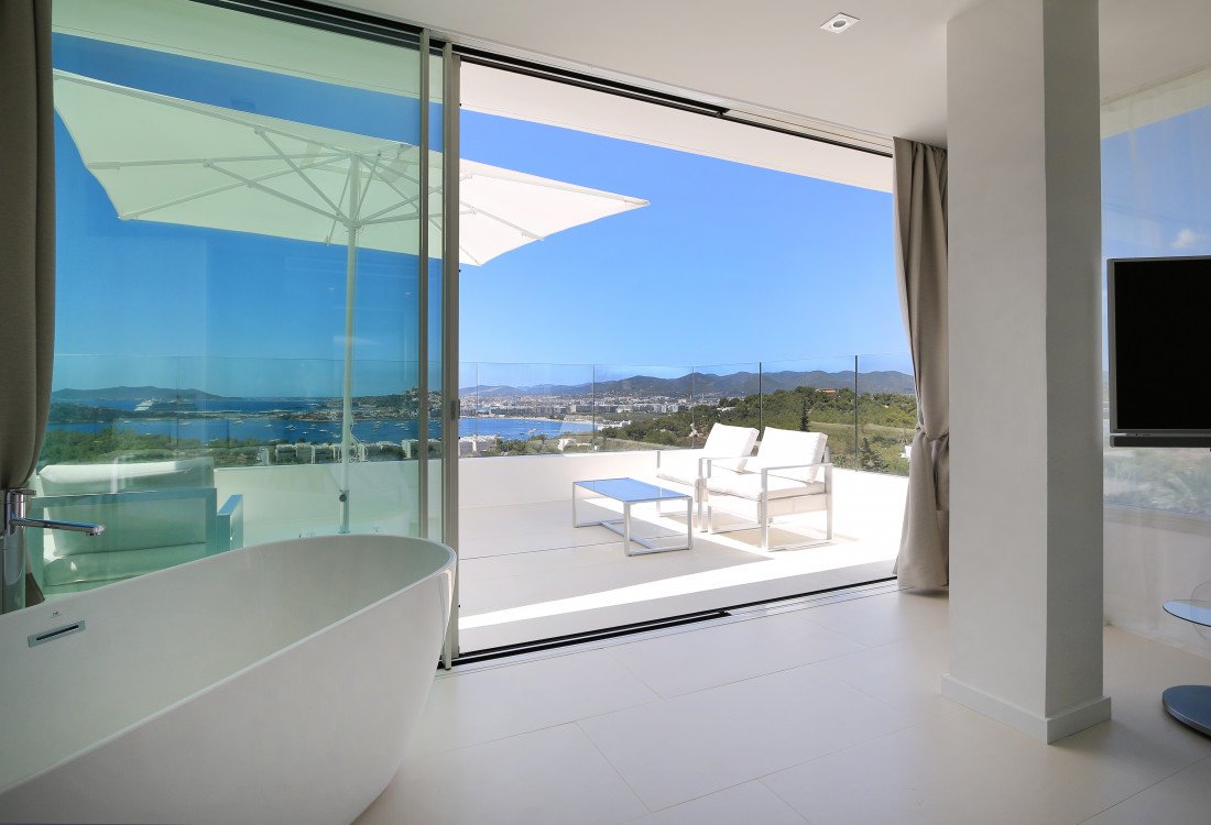 Brandneues Stadthaus mit wundervollen Ausblick auf Ibiza Stadt - 16