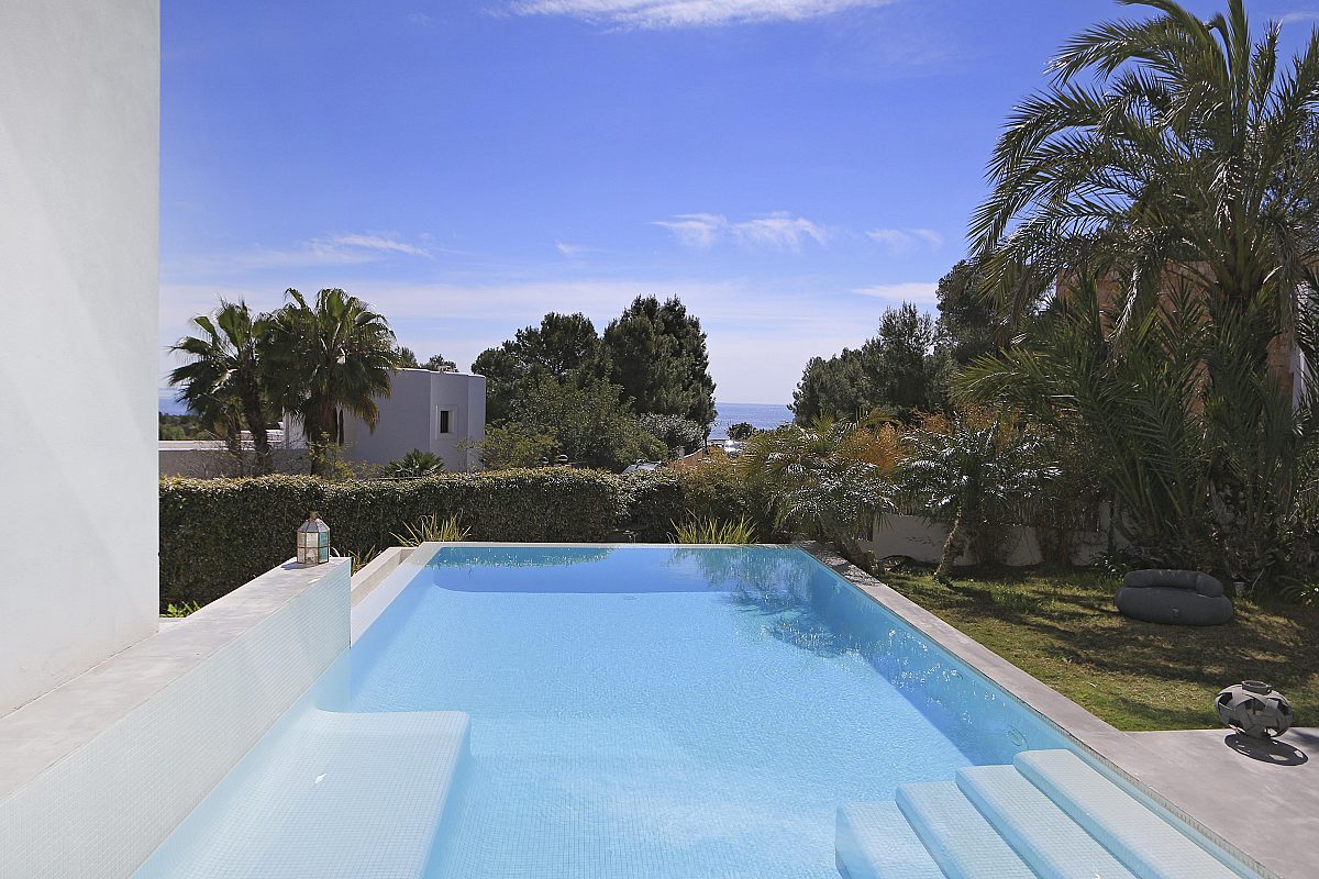 Lujo urbano en exclusivo barrio de la ciudad de Ibiza - 1