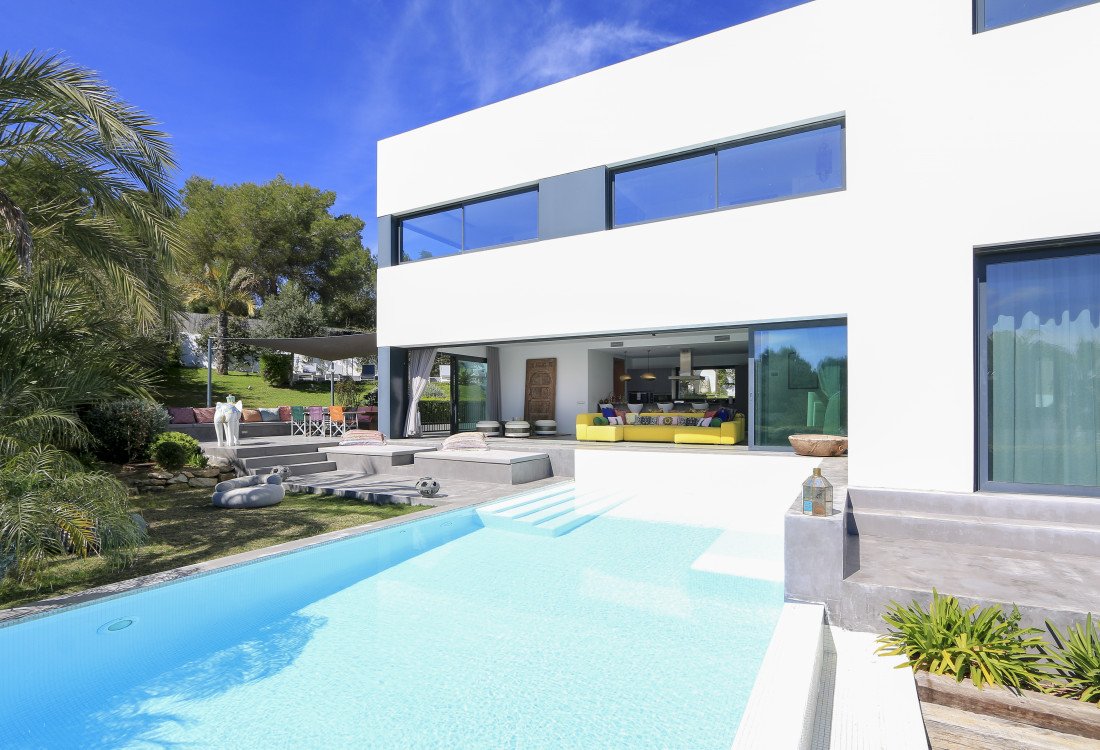 Lujo urbano en exclusivo barrio de la ciudad de Ibiza - 2