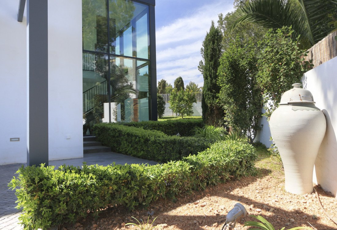 Lujo urbano en exclusivo barrio de la ciudad de Ibiza - 30
